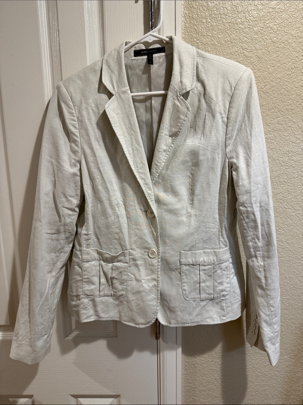 BCBGMaxAzria Cream Linen-Blend Tailored Blazer